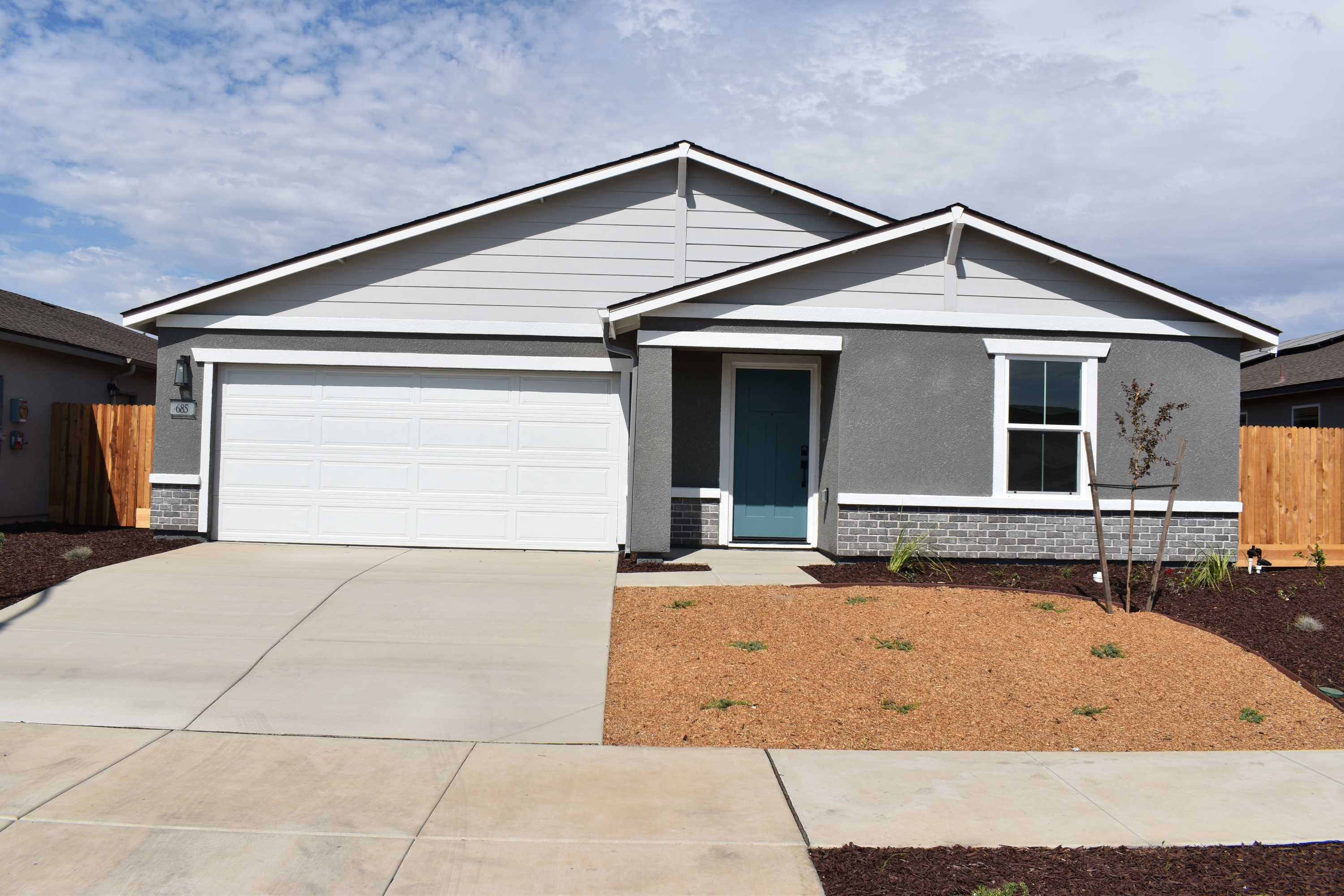 685 Marshall Ln