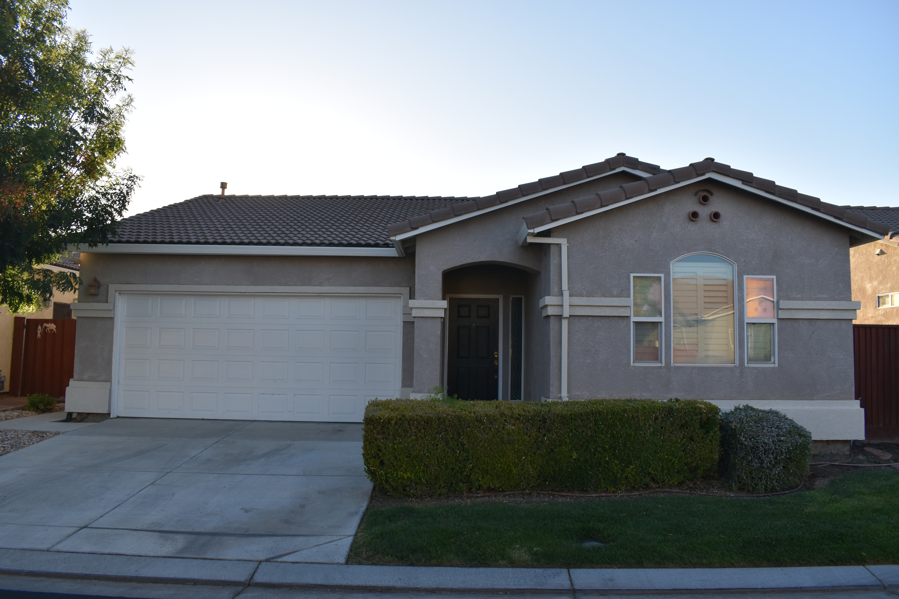 Property main image
