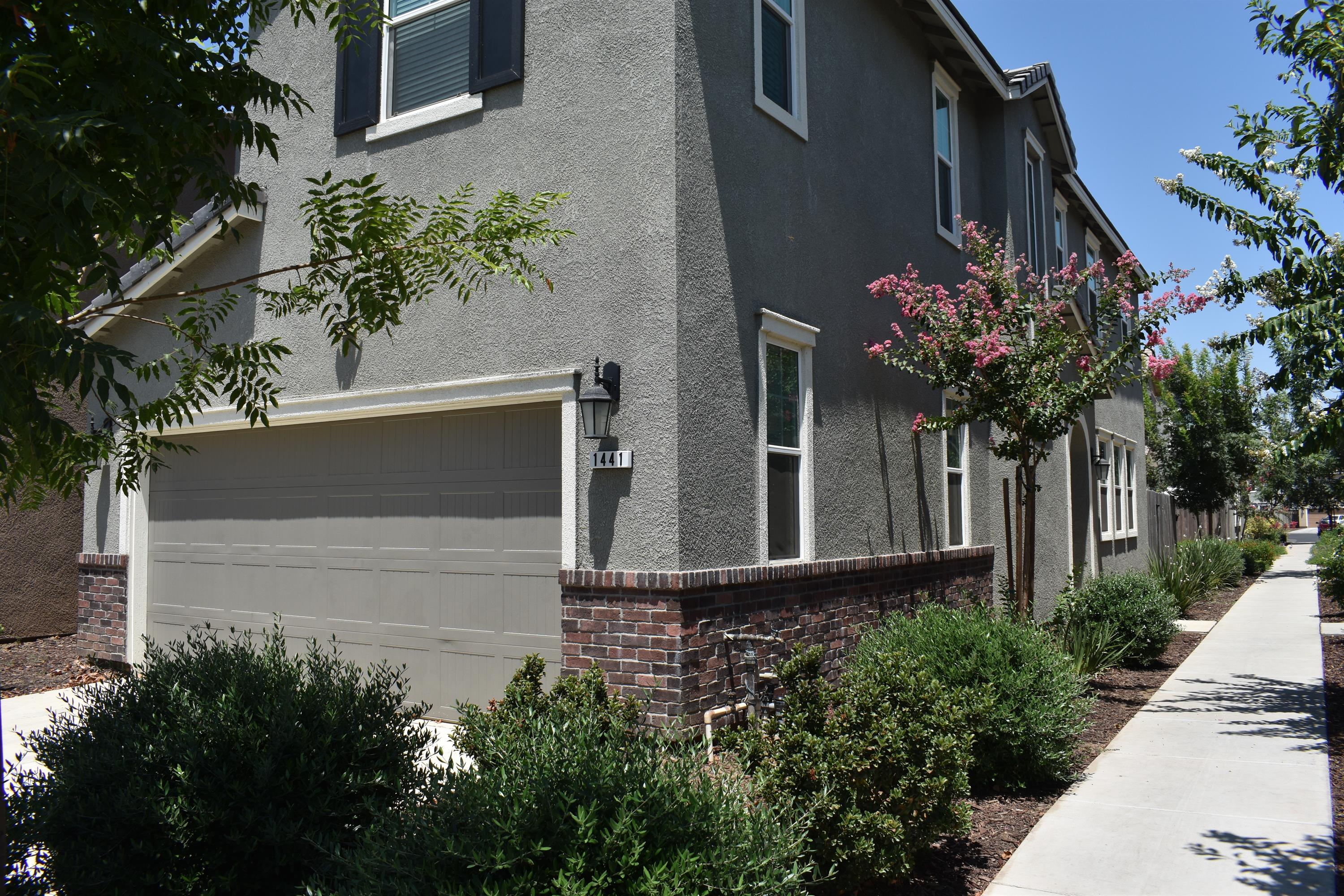 1441 Bianchi Lane