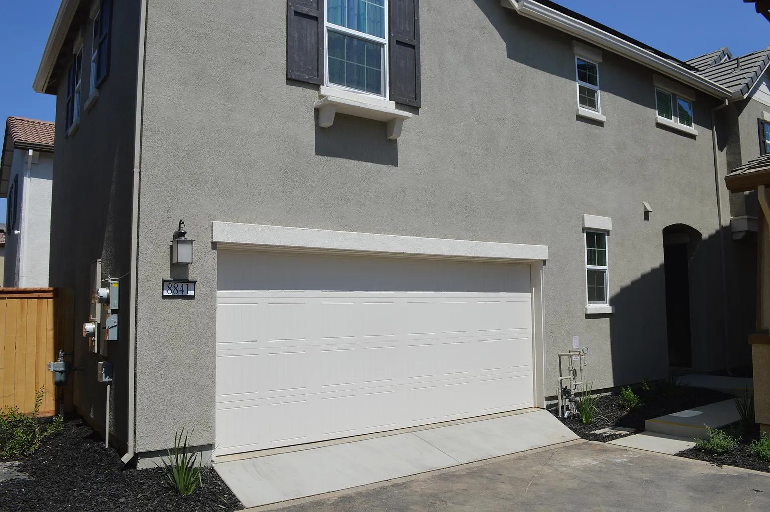 8859 Ariston Lane