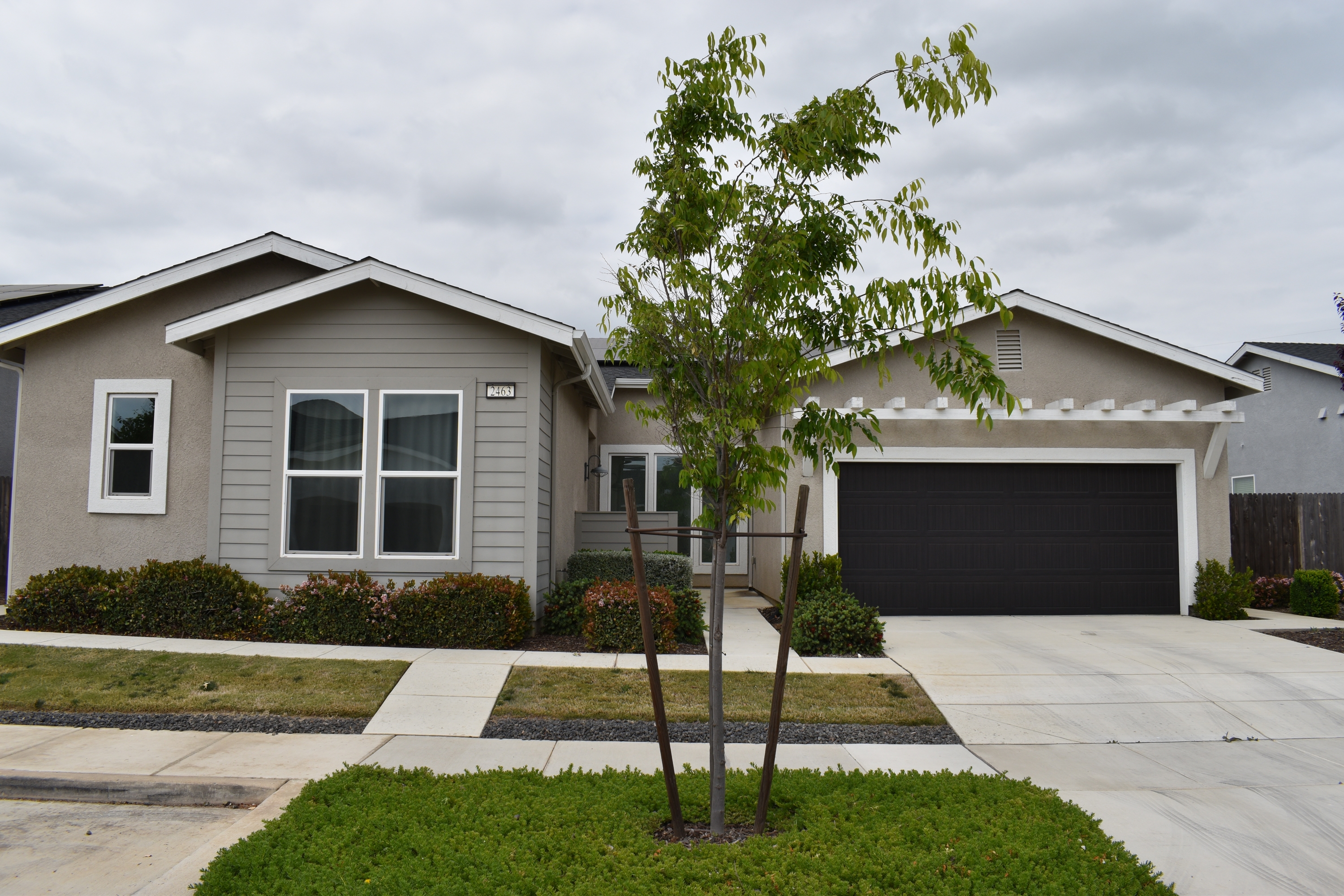 2463 Valverde Drive - 1