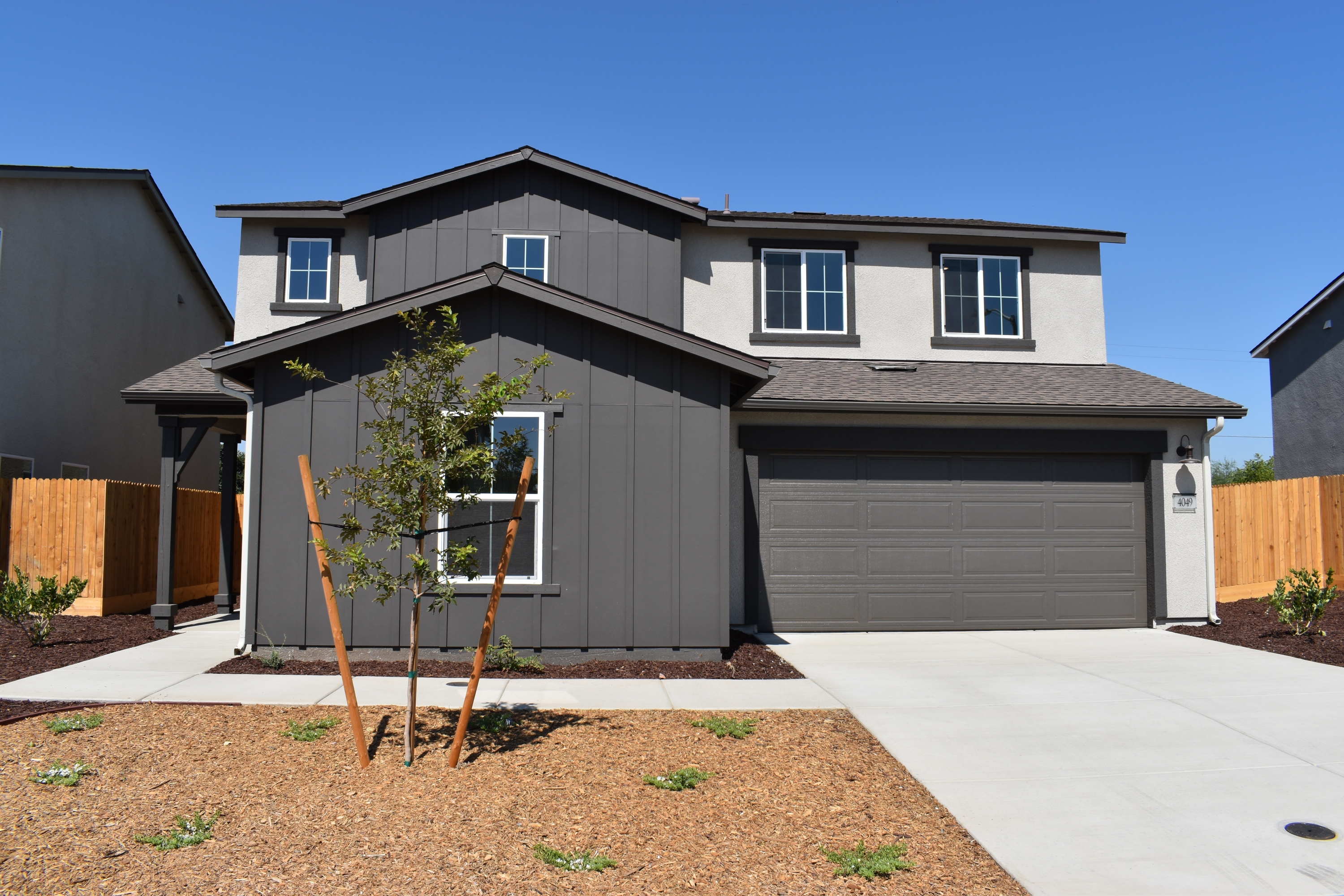 4049 Cinnabar Avenue